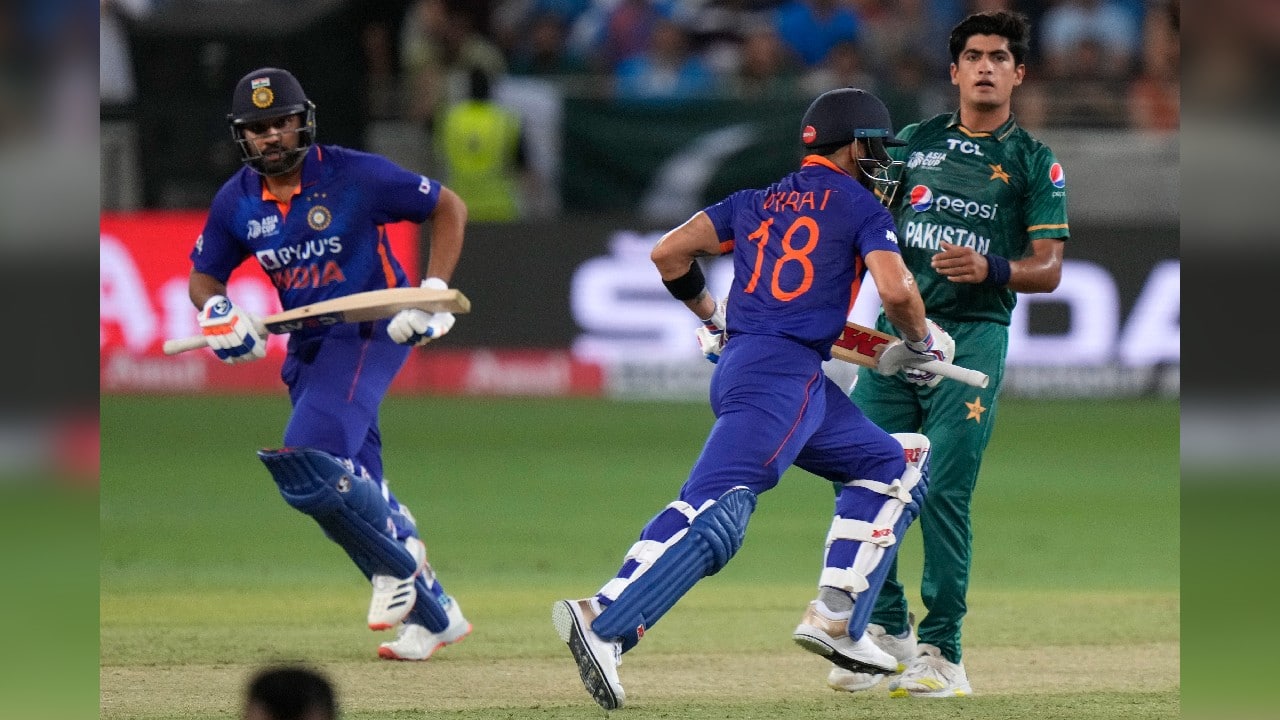 Rohit Sharma scored 12 off 18 balls before he and Kohli both holed out at long off in successive deliveries from Nawaz (3-33). (Image: AP) Rohit Sharma scored 12 off 18 balls before he and Kohli both holed out at long off in successive deliveries from Nawaz (3-33). (Image: AP)