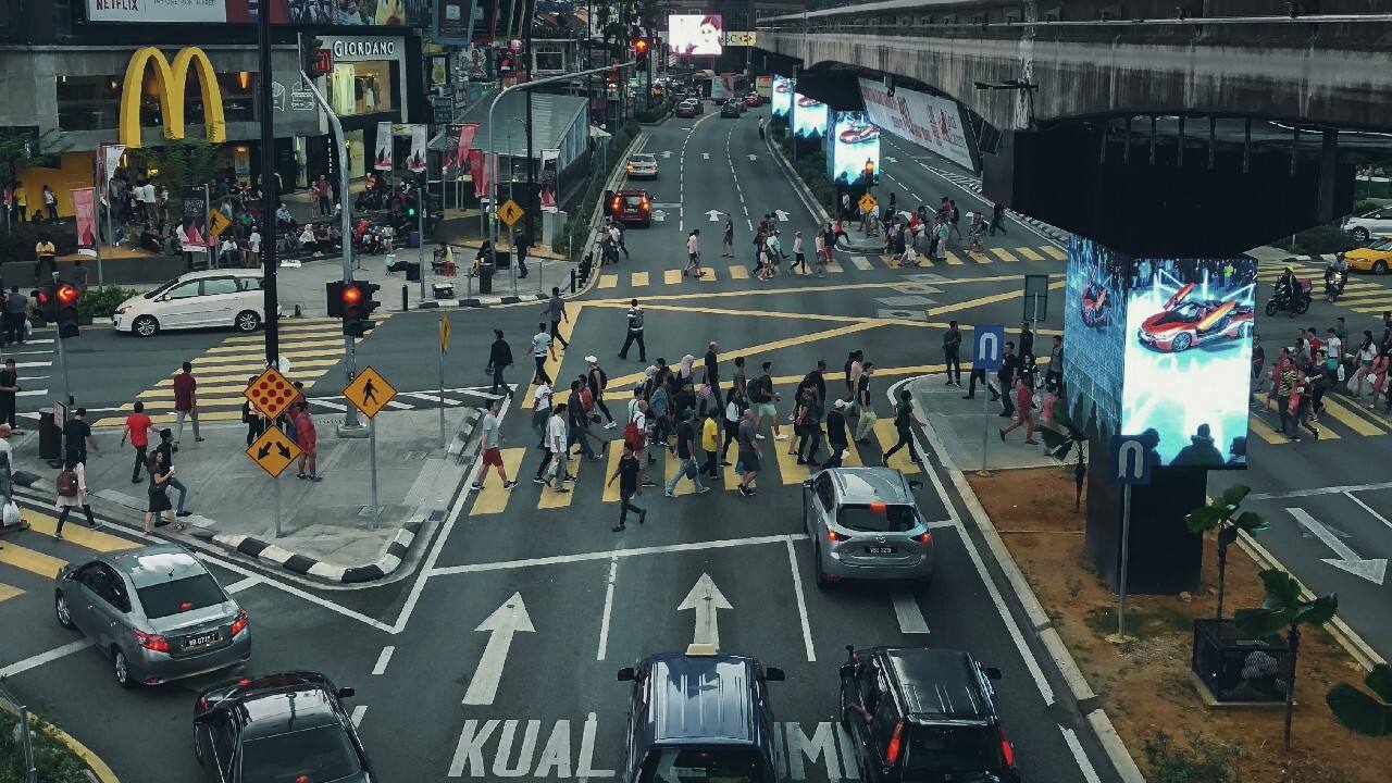 Kuala Lumpur | Long overshadowed by neighboring Singapore as a destination for expat workers, the Malaysian capital is becoming increasingly attractive to global businesses because of its large English speaking workforce, easy flight connections around the region and relative affordability. In 2021, the city ranked first in a worldwide survey of some 12,000 expats by InterNations, scoring top for housing. (Image: Unsplash)