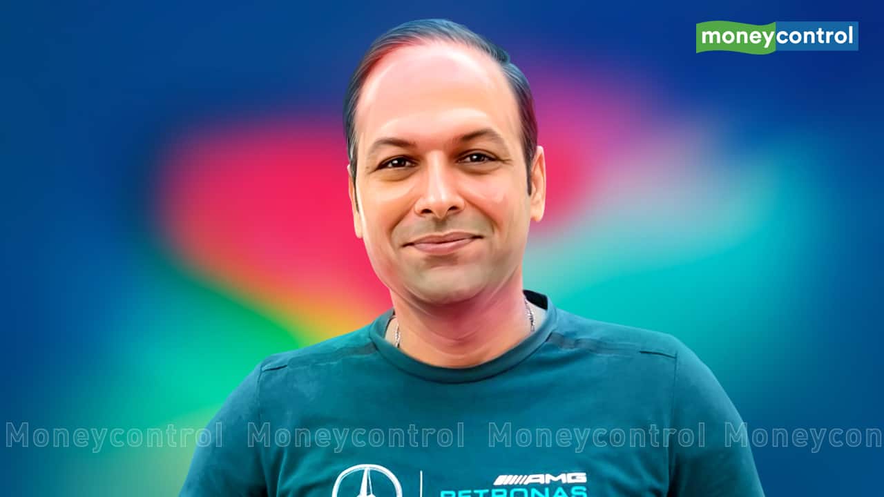 Farhad Daruwala, 40, is a cricket coach. Born in Surat, he was an aspiring cricketer as well, who was selected to represent Gujarat in Ranji trophy. But life had other plans for him. 