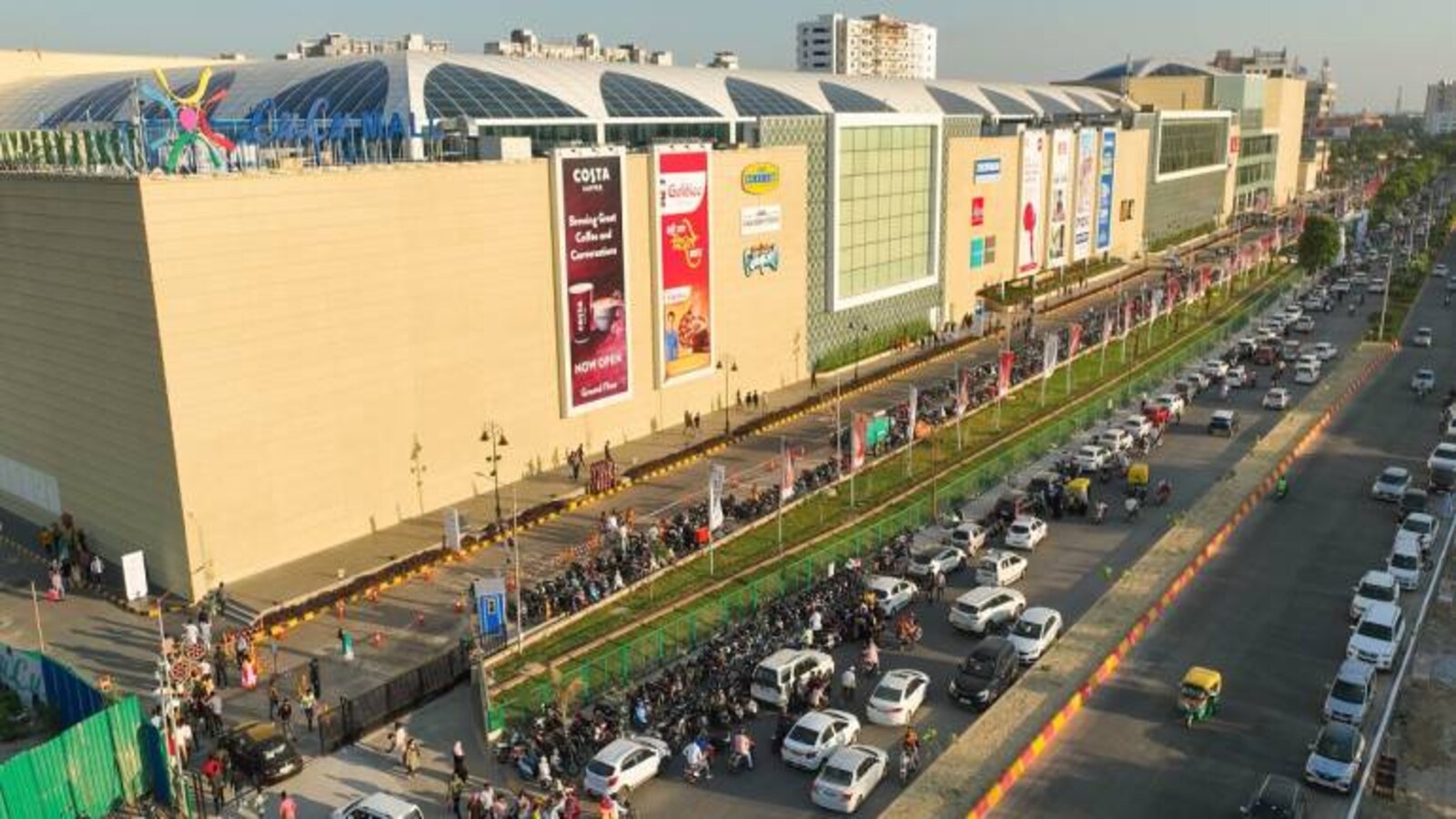 Lulu Group to invest Rs 3,000 crore to set up India's biggest mall in  Ahmedabad