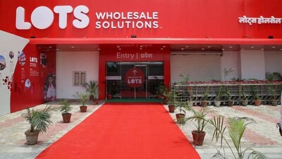 CAIT demands Rs 3,000-crore penalty on Siam Makro, alleges violation of FDI norms