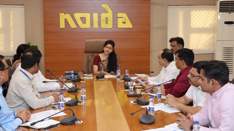 Noida CEO Ritu Maheshwari chaired a meeting of all the stakeholders on August 26.