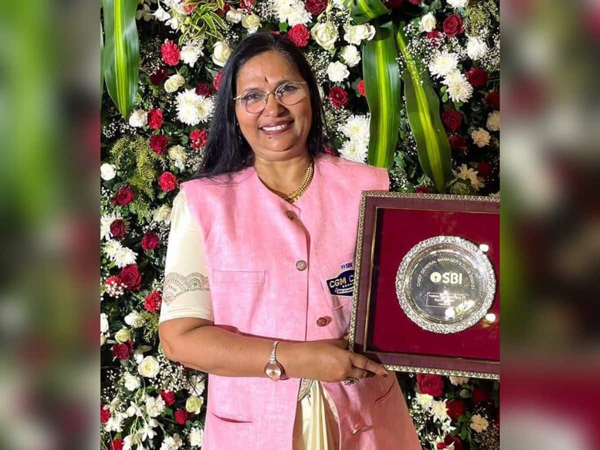 Meet the sweeper who rose to become an assistant general manager at SBI