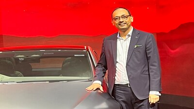 Santosh Iyer1