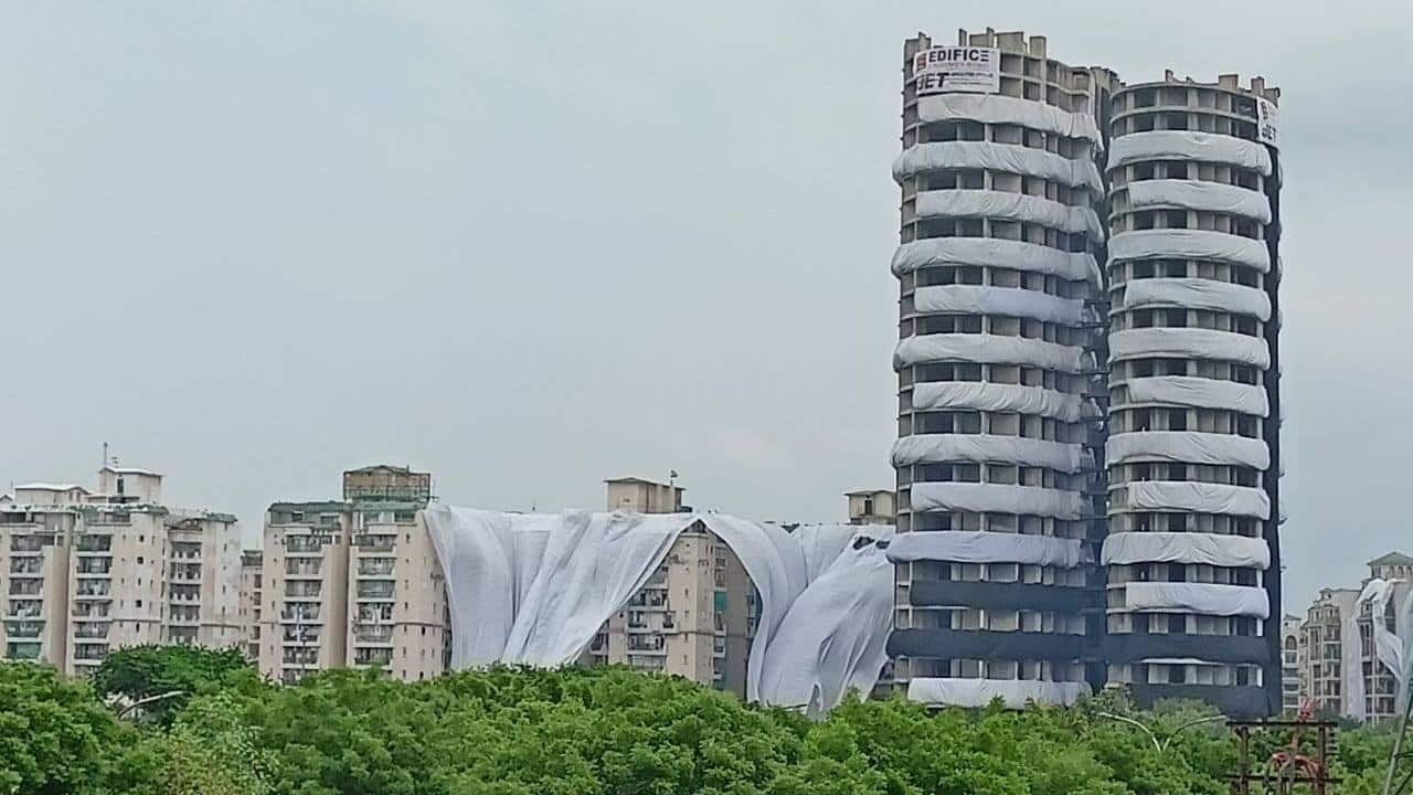 MC Explains | Why Supertech twin towers neighbours in Noida are denied insurance cover
