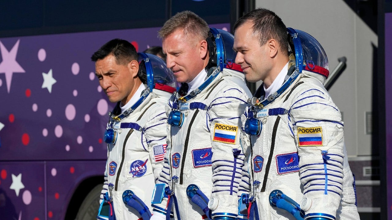 Rubio, a doctor and former Army parachutist from Miami, rode up on the Soyuz under a new crew swap agreement between the two countries. The agreement was finalized in July despite tensions over Moscow’s war in Ukraine, a sign of continuing Russia-U.S. cooperation in space. (Image: AP)