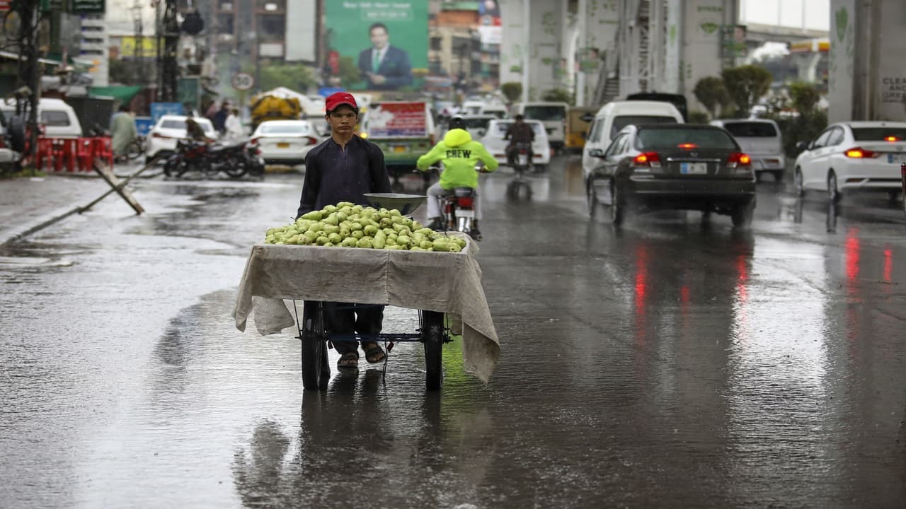 Bailout euphoria signals peak of pessimism in emerging markets