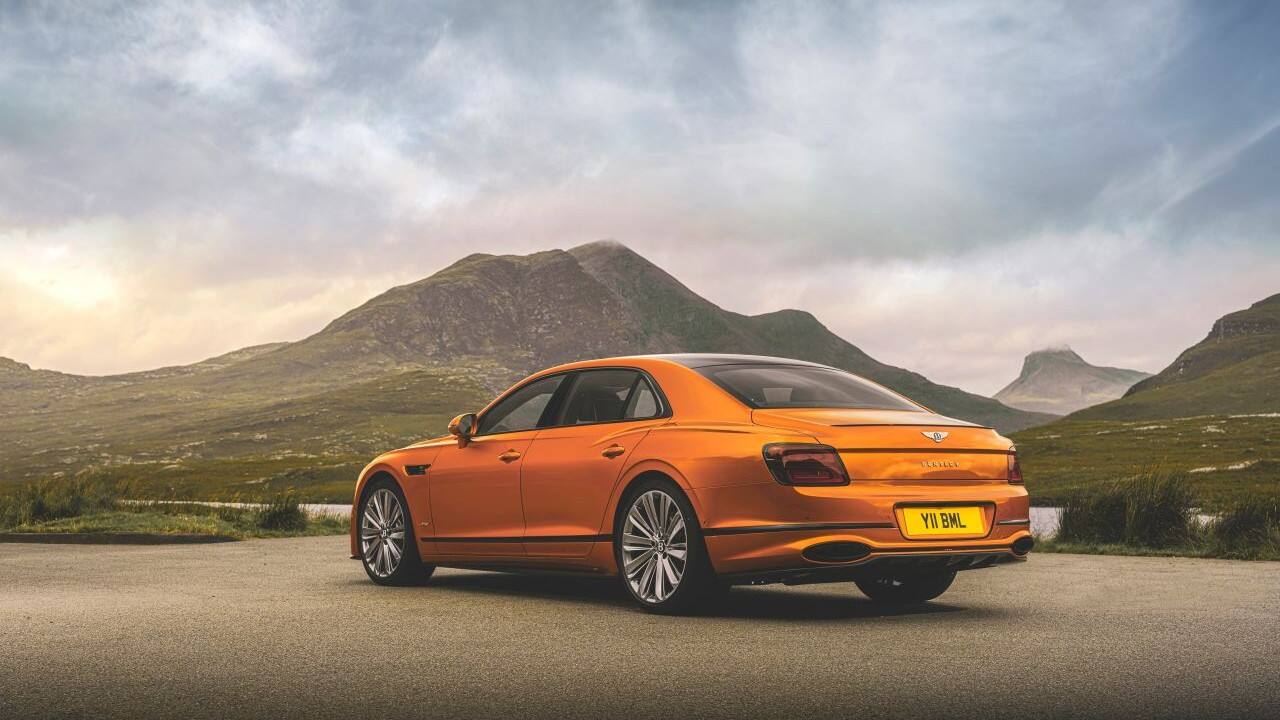 In terms of design, there aren’t significant changes to the body panels. There are, however, elements that give the Speed a sportier look. These changes are in line with most of the other Speed variants in the manufacturer’s lineup and include a blacked-out tint for the finishes in the front grille, headlights and tail lamps. The ‘Speed’ badging is also visible on the lower wing of the car to properly distinguish the variant. Further, Bentley provides three paint options on the 22-inch Speed wheels - Dark tint, silver and gloss black – and has an additional range of 22-inch alloys as an option in gloss black or pale Brodgar satin. Of course, to add a bit of exclusivity and general ‘expensiveness’, the Speed also gets a ‘jewelled’ fuel and oil filler cap. (Image: Bentley Motors) In terms of design, there aren’t significant changes to the body panels. There are, however, elements that give the Speed a sportier look. These changes are in line with most of the other Speed variants in the manufacturer’s lineup and include a blacked-out tint for the finishes in the front grille, headlights and tail lamps. The ‘Speed’ badging is also visible on the lower wing of the car to properly distinguish the variant. Further, Bentley provides three paint options on the 22-inch Speed wheels - Dark tint, silver and gloss black – and has an additional range of 22-inch alloys as an option in gloss black or pale Brodgar satin. Of course, to add a bit of exclusivity and general ‘expensiveness’, the Speed also gets a ‘jewelled’ fuel and oil filler cap. (Image: Bentley Motors)