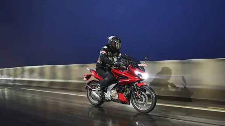 Bajaj Auto Q3FY24 net profit up 37% YoY at Rs 2,042 crore on robust sales - Vimarsana News