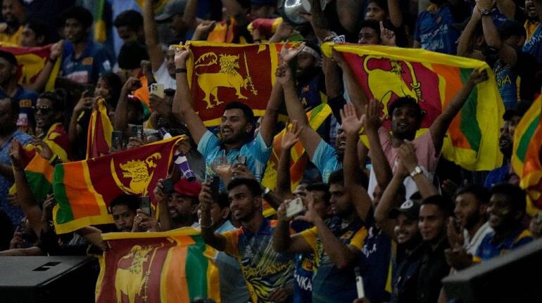 Who is the Sri Lankan fan who got a jersey from Shahnawaz Dahani