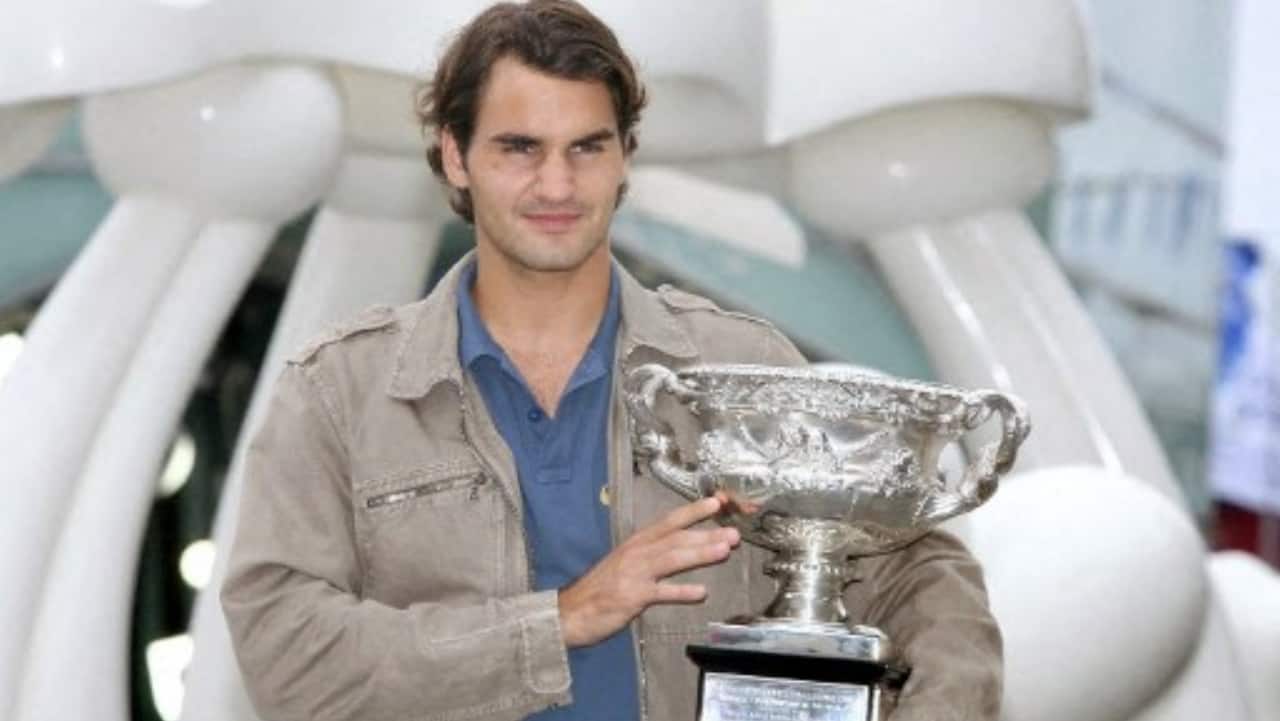 Yummy daddy Roger Federer