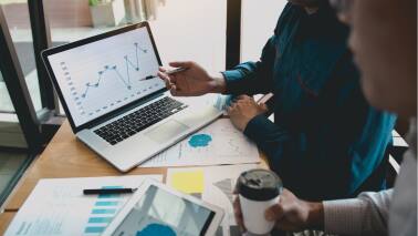 HCL Tech reaffirms revenue guidance amid global uncertainties