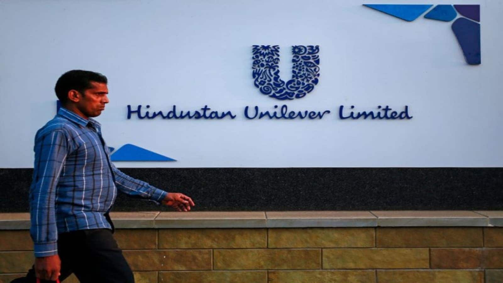 Hindustan Unilever Weightage: 4% Sector: Consumer Non-Durables Active equity schemes that held the stock: 197