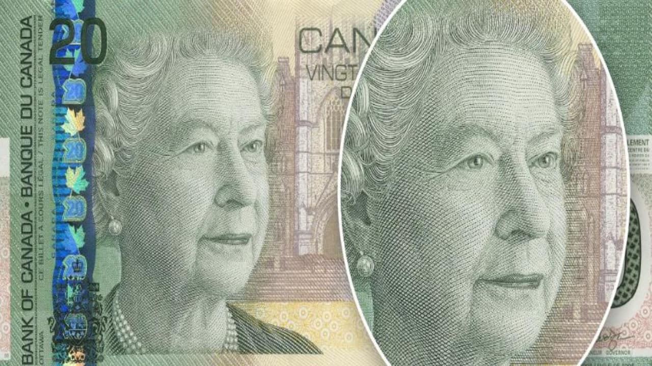 Queen Elizabeth’s photo on the Canadian Journey series in 2004. 