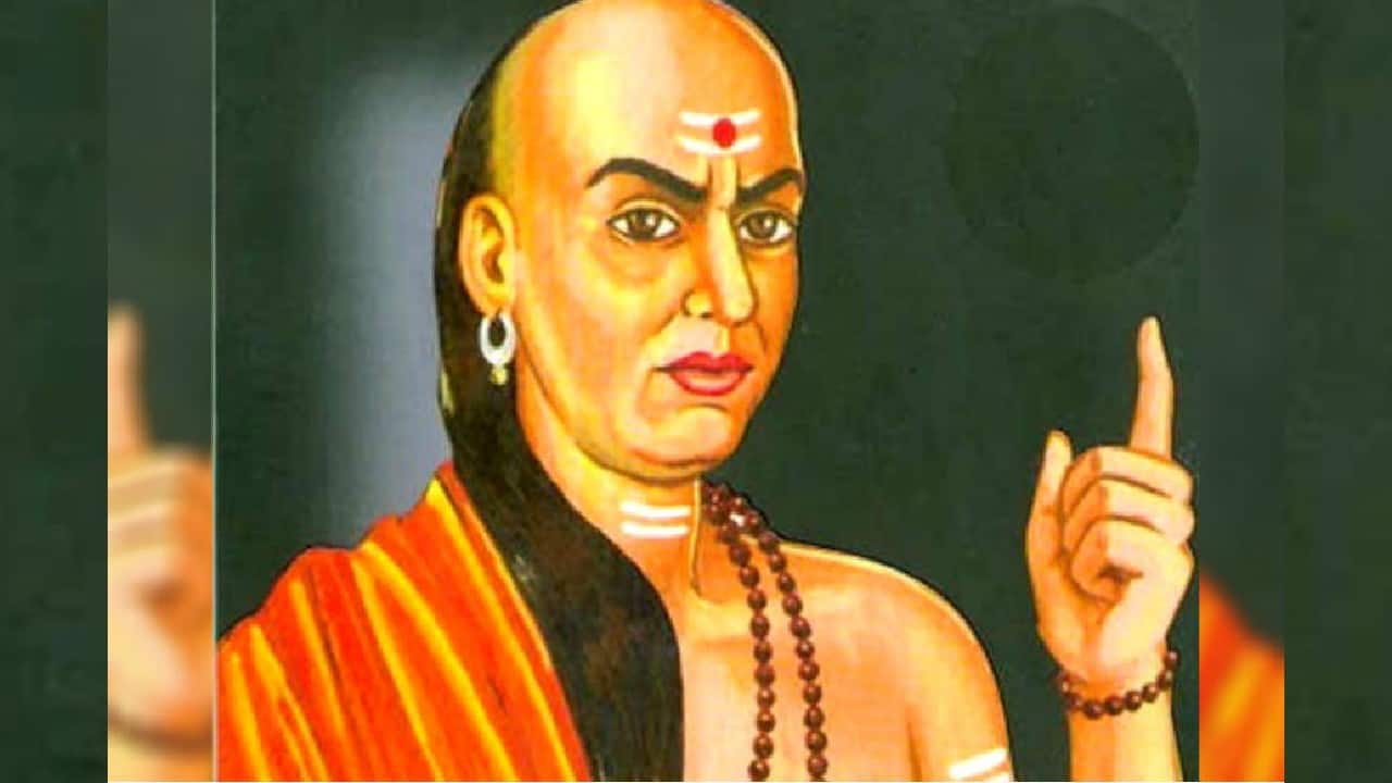Chanakya | Chanakya is arguably a prominent figure of wisdom and knowledge in Indian history. He was a teacher, philosopher, economist, and statesman who wrote the Indian political treatise, the ‘Arthashastra’ (Science of Politics and Economics). His teachings also known as Chanakya Neeti still hold relevance.