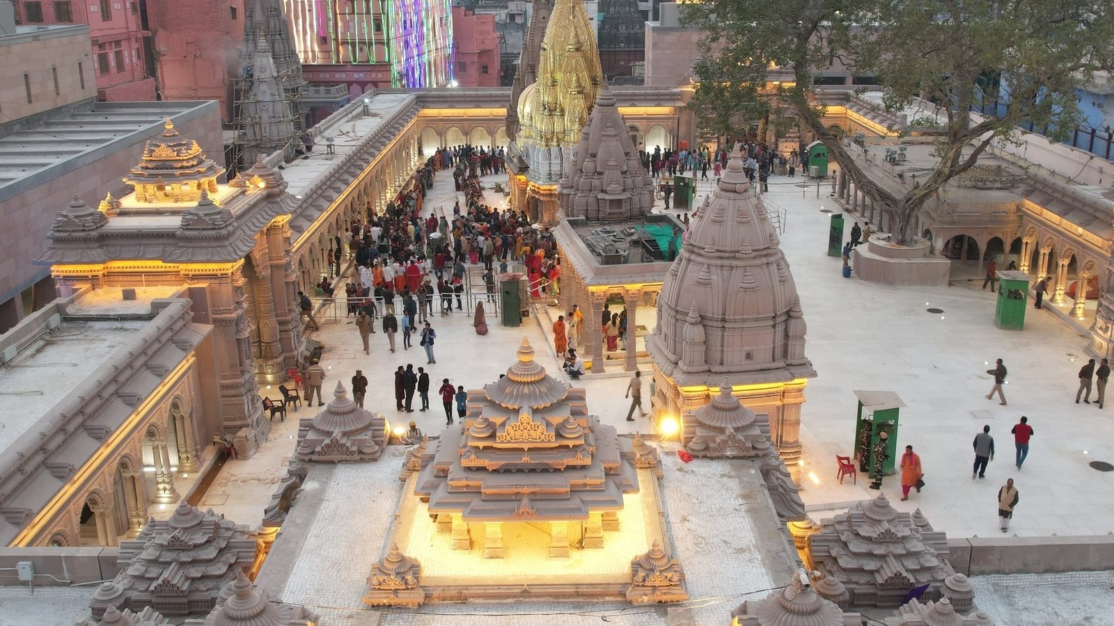 Govt deputes CISF to provide security consultancy for Kashi Vishwanath  temple complex