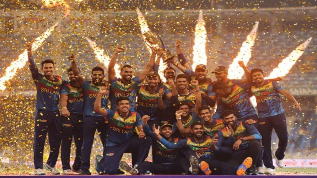 Sri Lanka defeats Pakistan by 23 runs to lift trophy