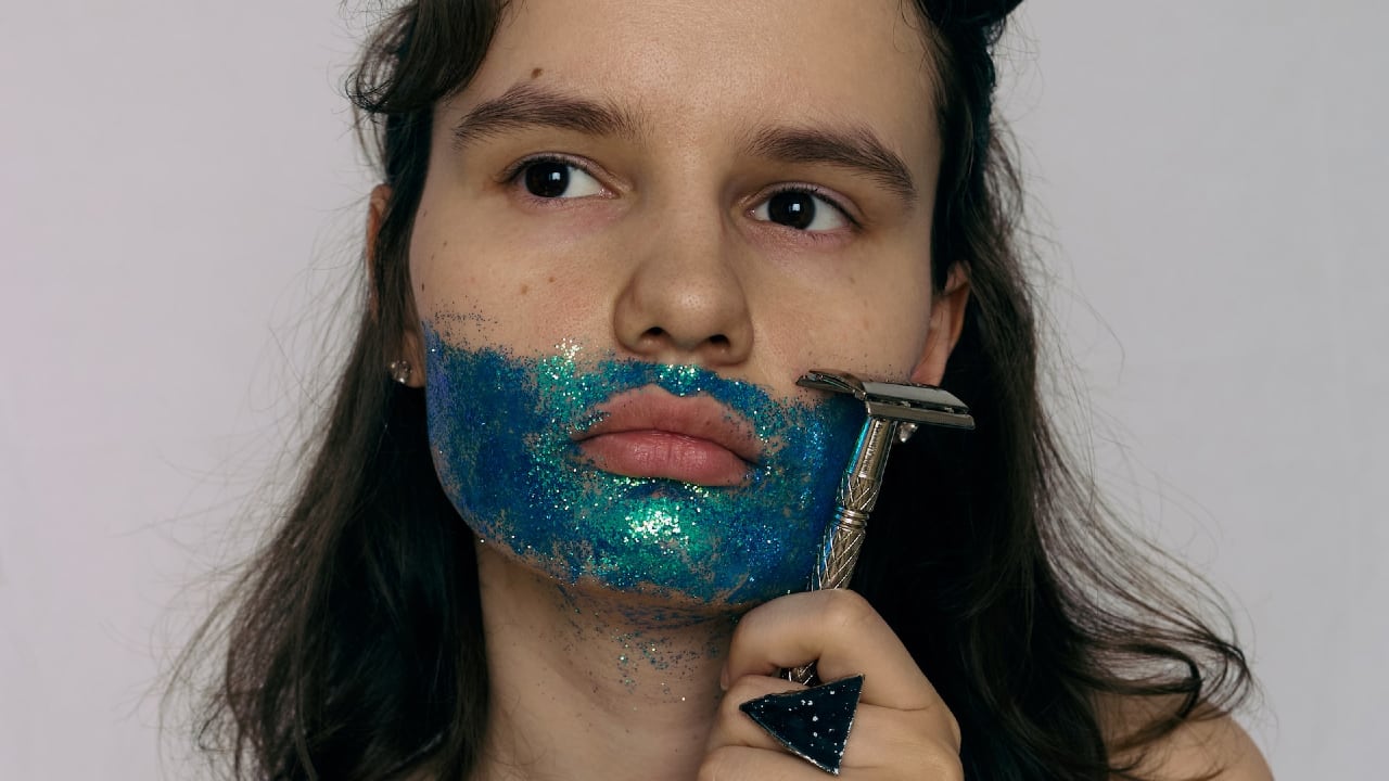 Funnycontrol | Close shave with 18-hour days