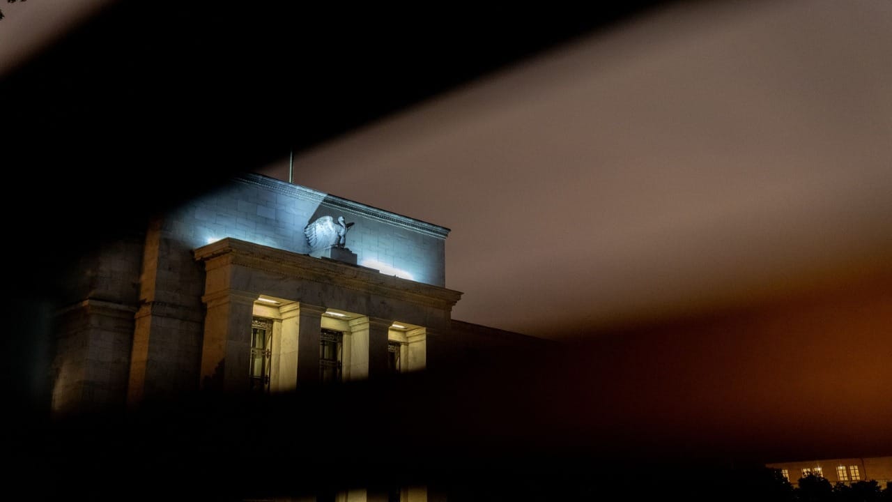 Fed seen aggressively hiking to 5%, triggering global recession