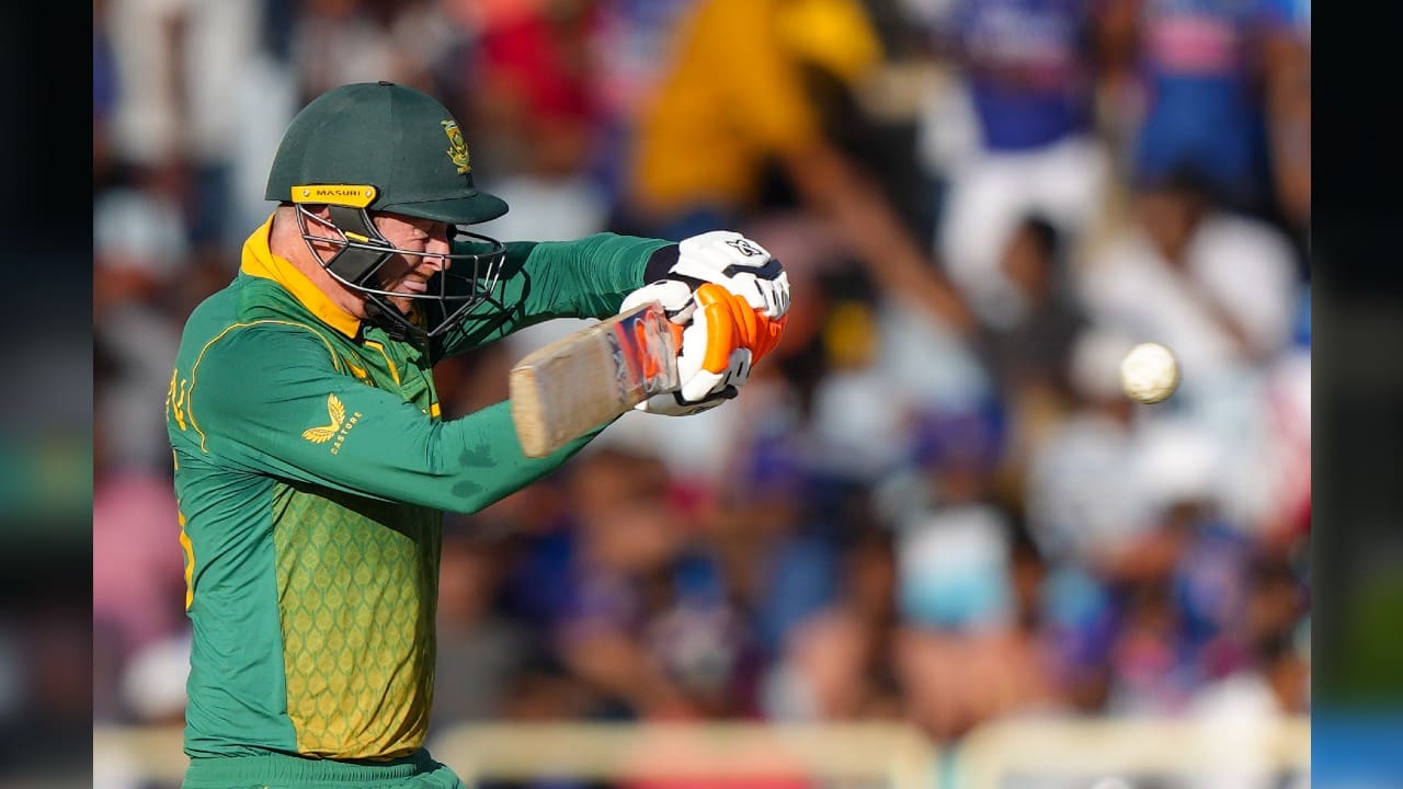Markram put on 46 runs with Heinrich Klaasen (30) before both were dismissed in three deliveries. (Image: AP)