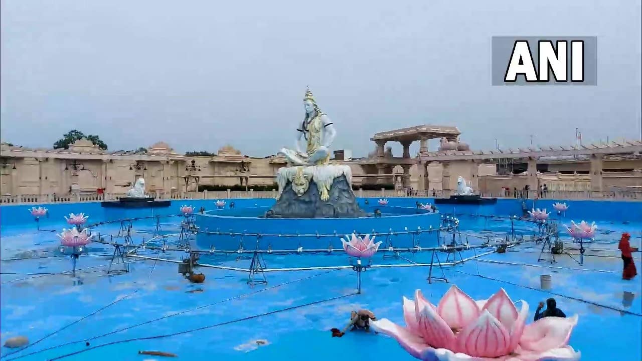 The Plaza area, which is spread over 2.5 hectares, is surrounded by a lotus pond and contains the statue of Shiva along with fountains. (Image: ANI)