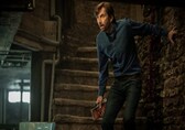 Review: 'Inside Man' is a serviceable thriller tailormade for a Netflix binge