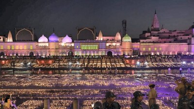 In Pics | Deepotsav celebrations — Lakhs of diyas, laser show light up Ayodhya; PM Modi performs 'aarti'