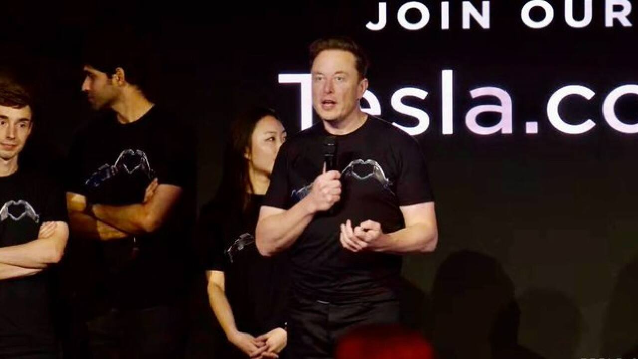 Elon Musk’s poll on live location sharing gets unexpected result. His response… Elon Musk’s poll on live location sharing gets unexpected result. His response…