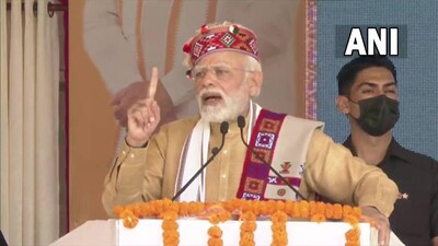 PM Modi visits Radha Soami Satsang Beas