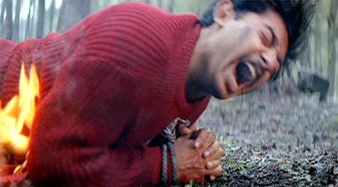 Bharat Humko Jaan Se Pyaara Hai – Roja<br />This song, one of Rahman's first patriotic works, emphasises harmony and national integration. It became a symbol of unification across religion and geography thanks to its poignant words and catchy melody. In Indian cinema, Roja was instrumental in redefining the patriotic song.