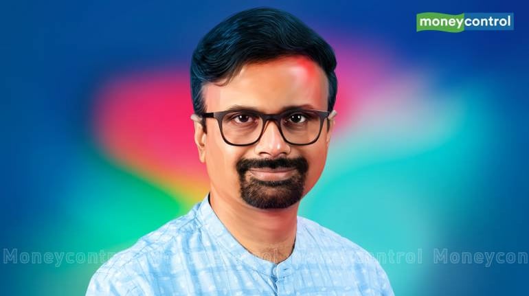 Where To Invest Rs 10 Lakh Today Small Caps Are Overheated Says Shyam Where To Invest Rs 10 Lakh Today Small Caps Are Overheated Says Shyam