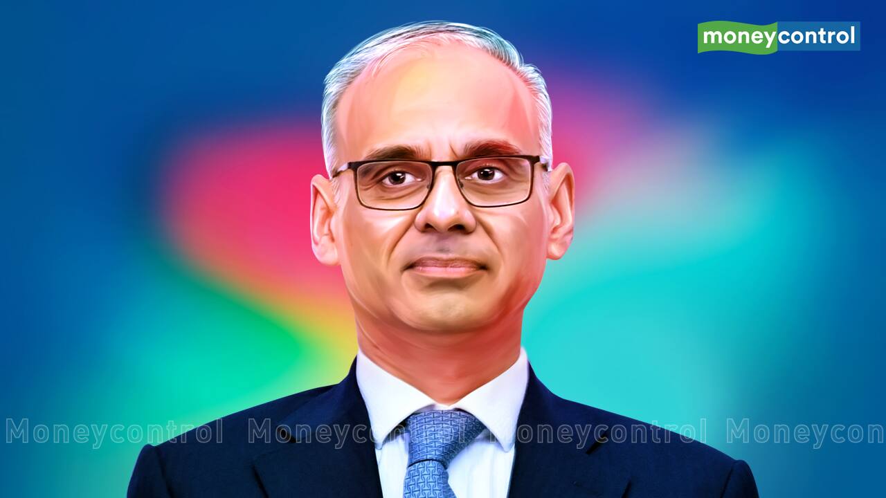 Have a 3-pronged approach to handle safety issues on the road assets: NHIT MD Suresh Goyal