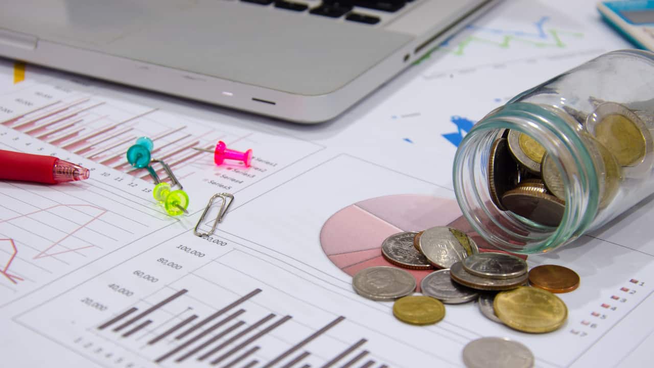 Investing Abroad — The Essential Guide
