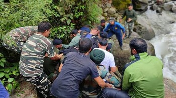 A pilot lost his life after a Cheetah helicopter of the Indian Army crashed near the Tawang area of Arunachal Pradesh today (Image: ANI/Twitter)