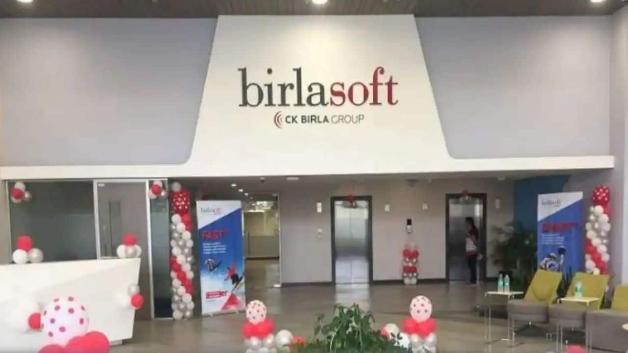 Birlasoft | CMP: Rs 290 | The scrip added over 3 percent after the company announced the opening of a new Delivery Centre in Coimbatore to enable enterprises scale up their delivery and optimize cost. The new facility will focus on Birlasoft’s delivery capabilities in cloud space, digital and testing requirements, company said. 