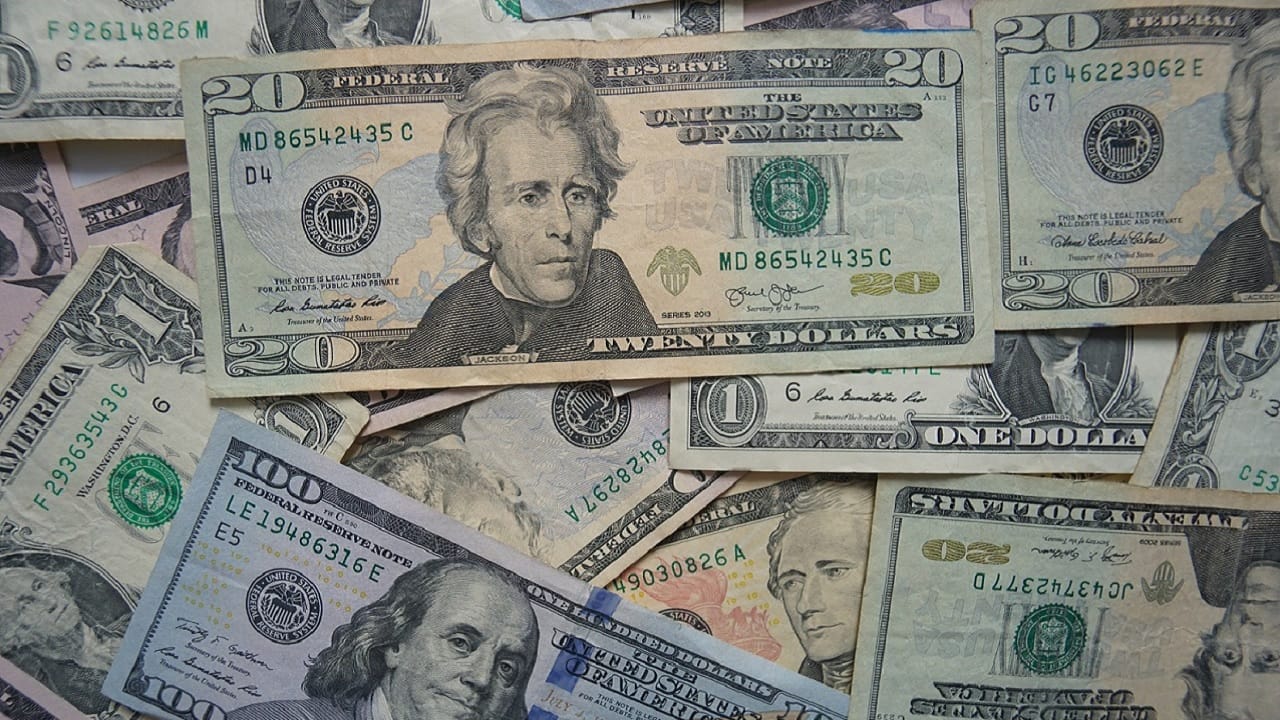 RBI net sold $922 million foreign currency in October: RBI Bulletin RBI net sold $922 million foreign currency in October: RBI Bulletin