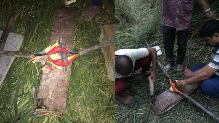 Residents fixing electrical cables themselves in absence of maintenance services.