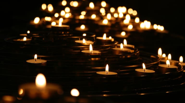 There is no ideal timeline for processing grief. (Representational image: Mike Labrum via Unsplash) There is no ideal timeline for processing grief. (Representational image: Mike Labrum via Unsplash)
