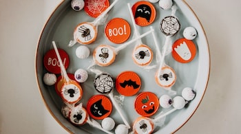 Sir, if you dress up as Liz Truss this Halloween, I think it would be hilarious. (Representational image: Kristina Paukshtite via Pexels)