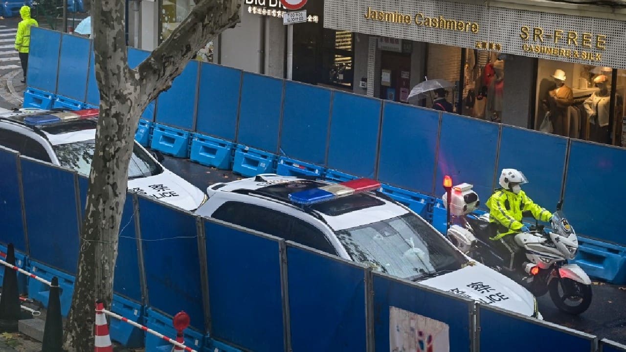 China's major cities of Beijing and Shanghai were blanketed with security on November 29 in the wake of nationwide rallies calling for political freedoms and an end to Covid lockdowns. The country's leadership is facing a wave of protest not seen in decades, fuelled by anger over the unrelenting lockdowns as well as deep-rooted frustrations over China's political direction. (Image: AFP)