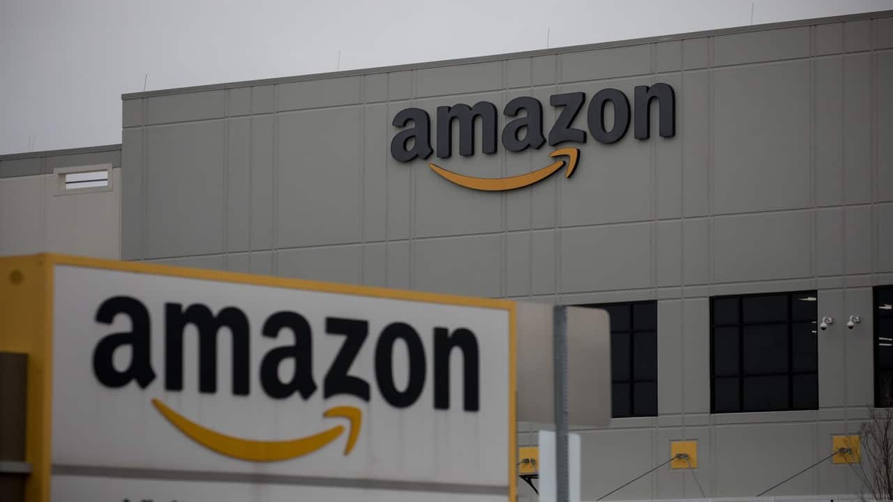 Amazon closes below $1 trillion in market value for first time since 2020