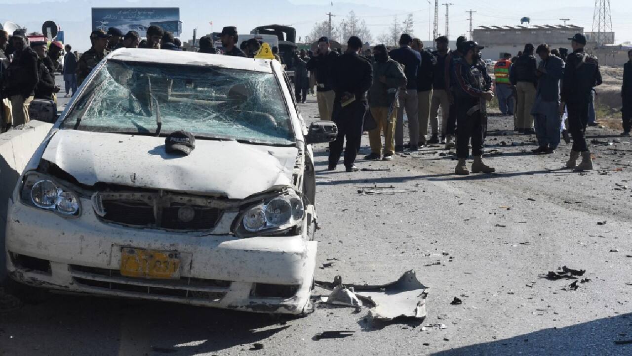 Pakistani President Arif Alvi, Prime Minister Shahbaz Sharif and other officials in separate statements condemned the attack. It came a day after Pakistani Deputy Foreign Minister Hina Rabbani Khan traveled to Kabul to discuss a range of issues with the Afghan Taliban, including the latest threat from the local Taliban. (Image: AFP)