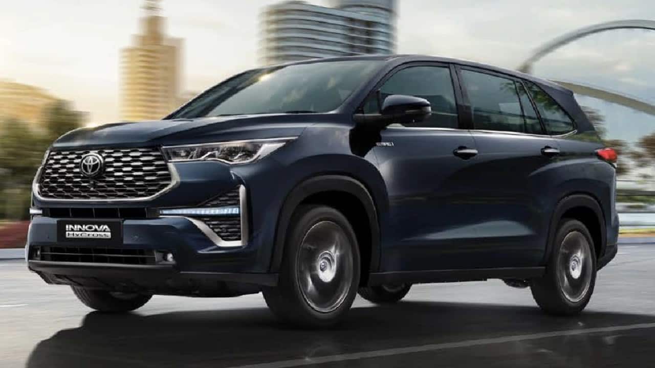 The Hycross will be powered by two engine options, both petrol. The 2-litre inline four will be capable of producing 172 hp of maximum power and 205 Nm of peak torque. This will come mated to a single CVT transmission. (Image: Toyota Bharat)