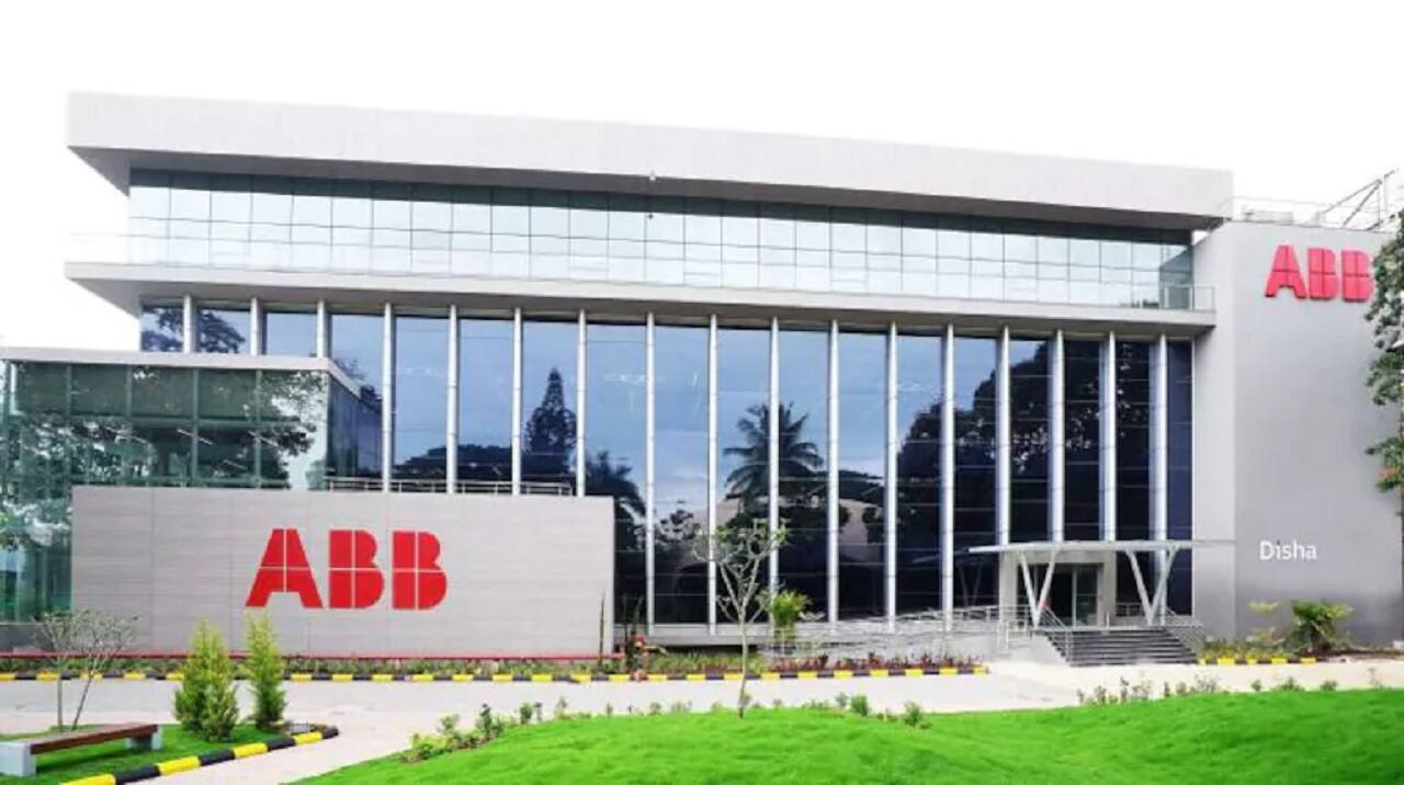 ABB India Number of ESG funds that held the stock: 3 Current value: Rs 160 crore Number of other active equity schemes held the stock: 104