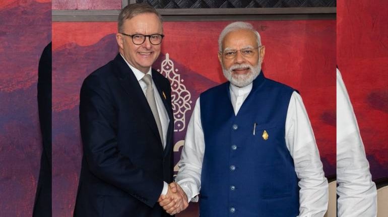 Australian PM Anthony Albanese (left) with Indian PM Narendra Modi (Image Source: Anthony Albanese via Twitter /@AlboMP)
