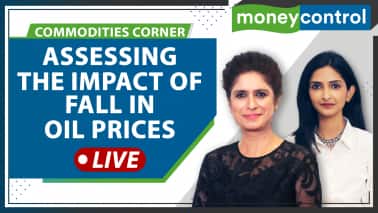 Fall in crude oil prices & impact on markets explained | Commodities Live