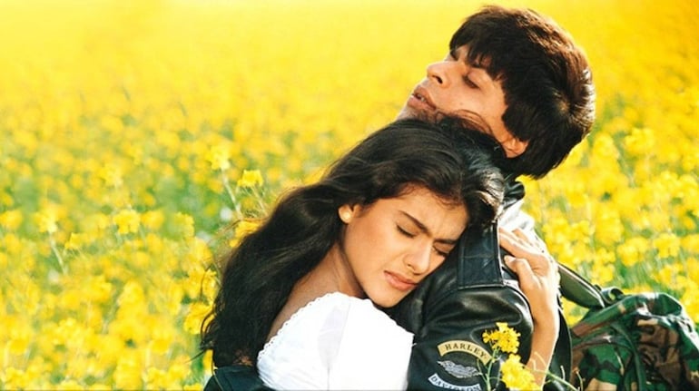 Did you know Shah Rukh Khan changed THIS iconic DDLJ scene with an unscripted line straight from the heart? - watch video