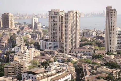 Homebuyers complain of high interest rates denting affordability, seek tax sops