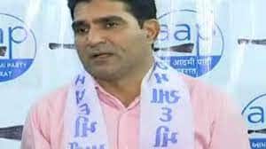 AAP names Isudan Gadhvi as CM candidate for Gujarat