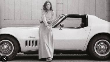 Joan Didion in a still from her 2017 documentary. (Photo: Twitter)